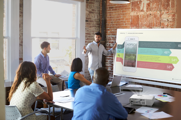 Projektor laserowy Epson EB-L260F