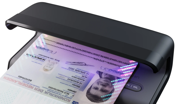 Tester UV do banknotów Safescan 75 LED
